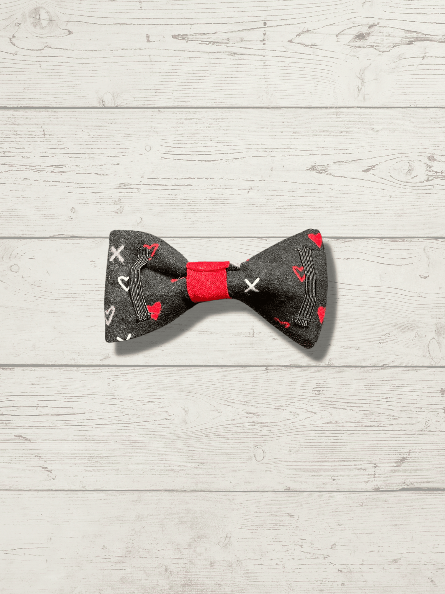 XO Heart Pet Bowtie